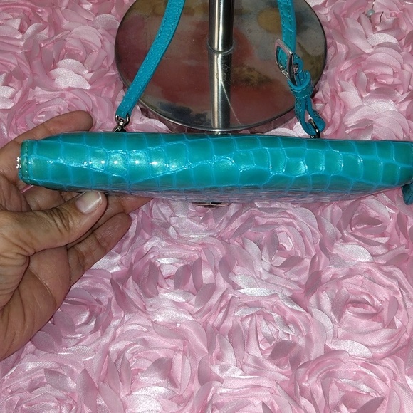 Brighton Bellissimo Teal Card Case Wallet / Cross Body - Picture 5 of 7